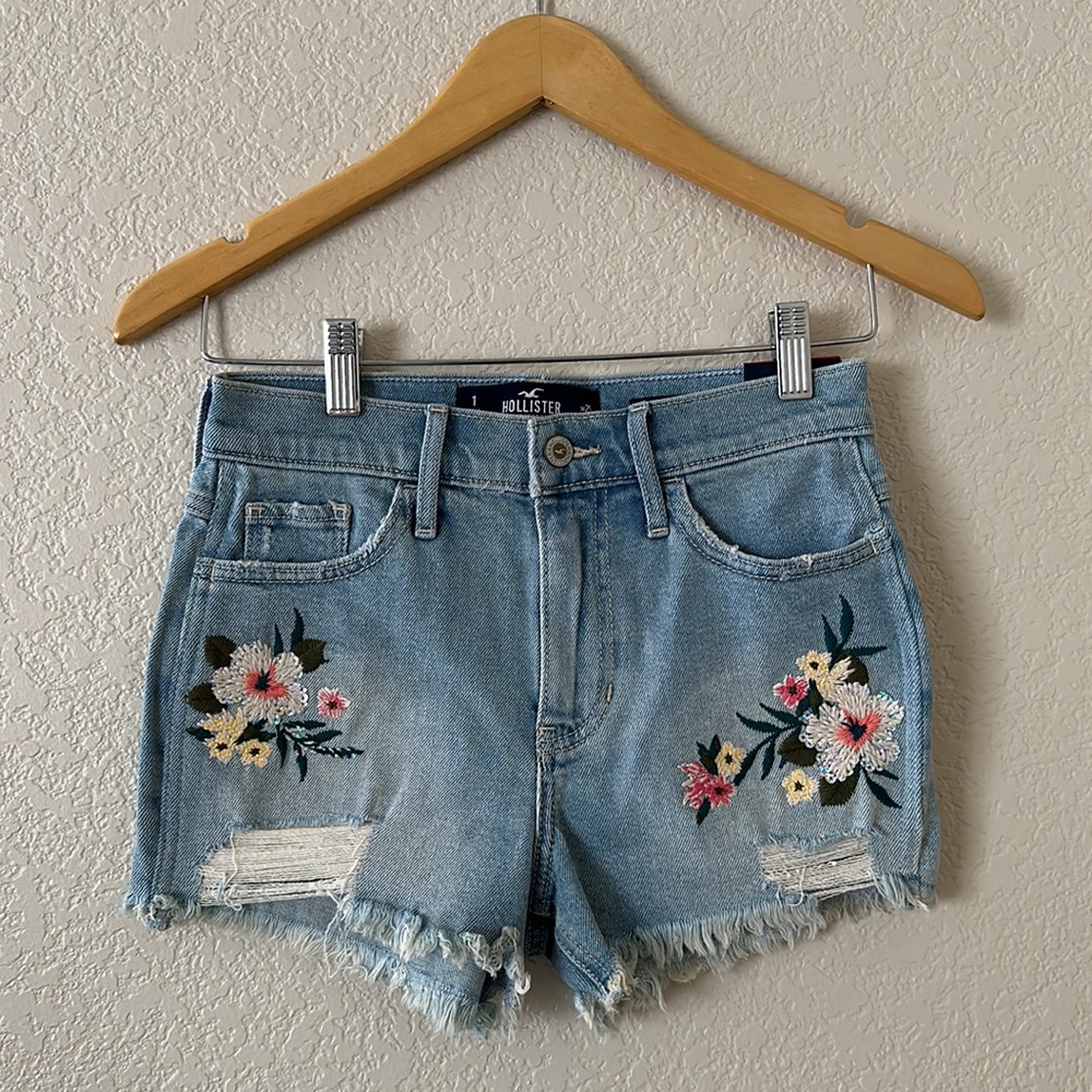 Hollister High-Rise Short-Short Denim Shorts Size 25